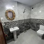 Mihiran Hotel *
