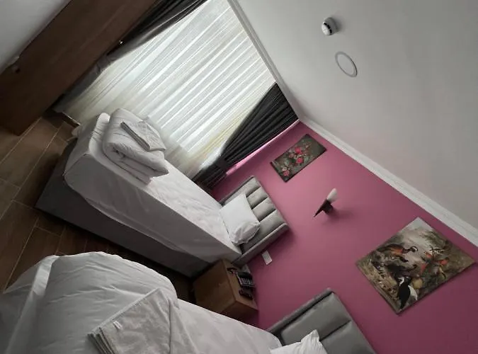 Hotel Mihiran *